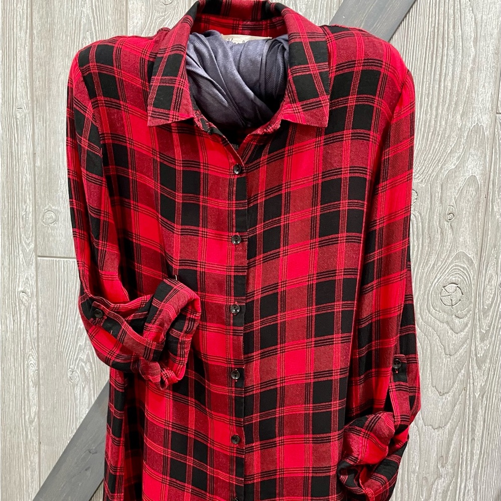 Vine & Love Red and Black Plaid Shirt